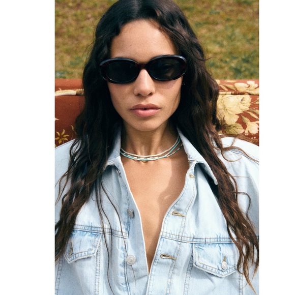 Zara Denim Jumpsuit - Picture 2 of 10